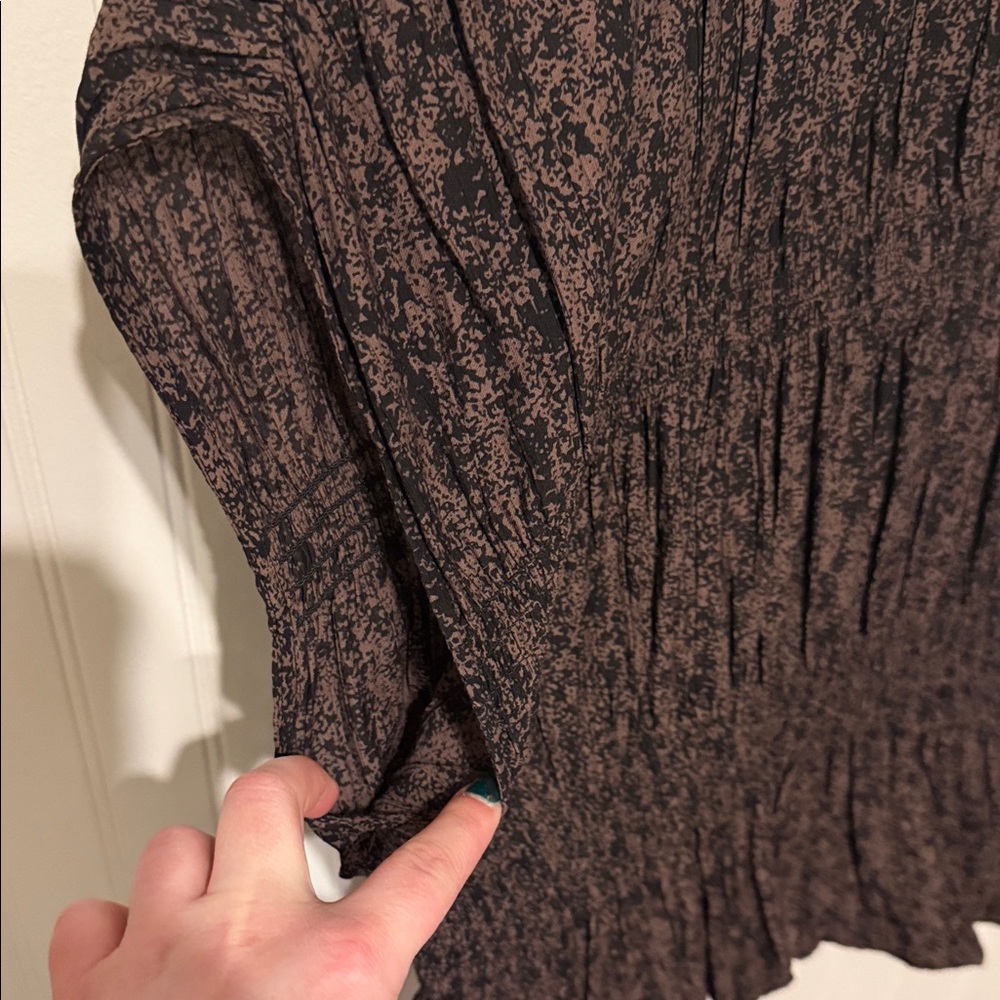 Universal Thread Ribbed Sleeveless Cinched Blouse - image 4